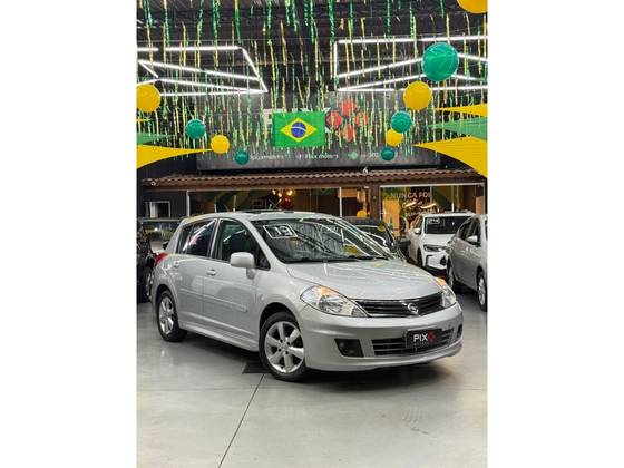 NISSAN TIIDA 1.8 SL 16V FLEX 4P MANUAL